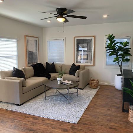 Huntington Highlight - Pool, Patio, Close To Beach هونتينغتون بيتش، أورانج، كاليفورنيا المظهر الخارجي الصورة