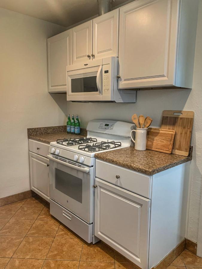 Huntington Highlight - Pool, Patio, Close To Beach هونتينغتون بيتش، أورانج، كاليفورنيا المظهر الخارجي الصورة